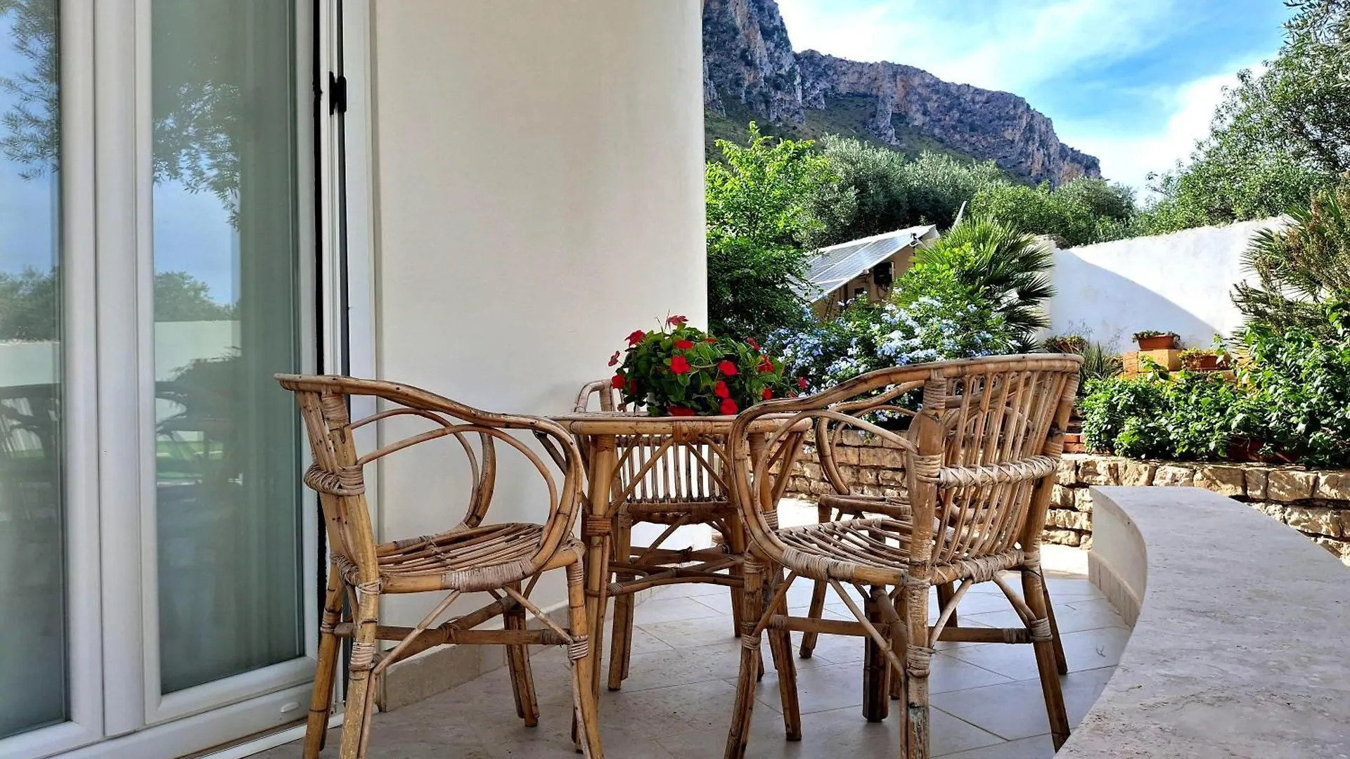 Vfh Stylish Villa Chiocciola Bagheria